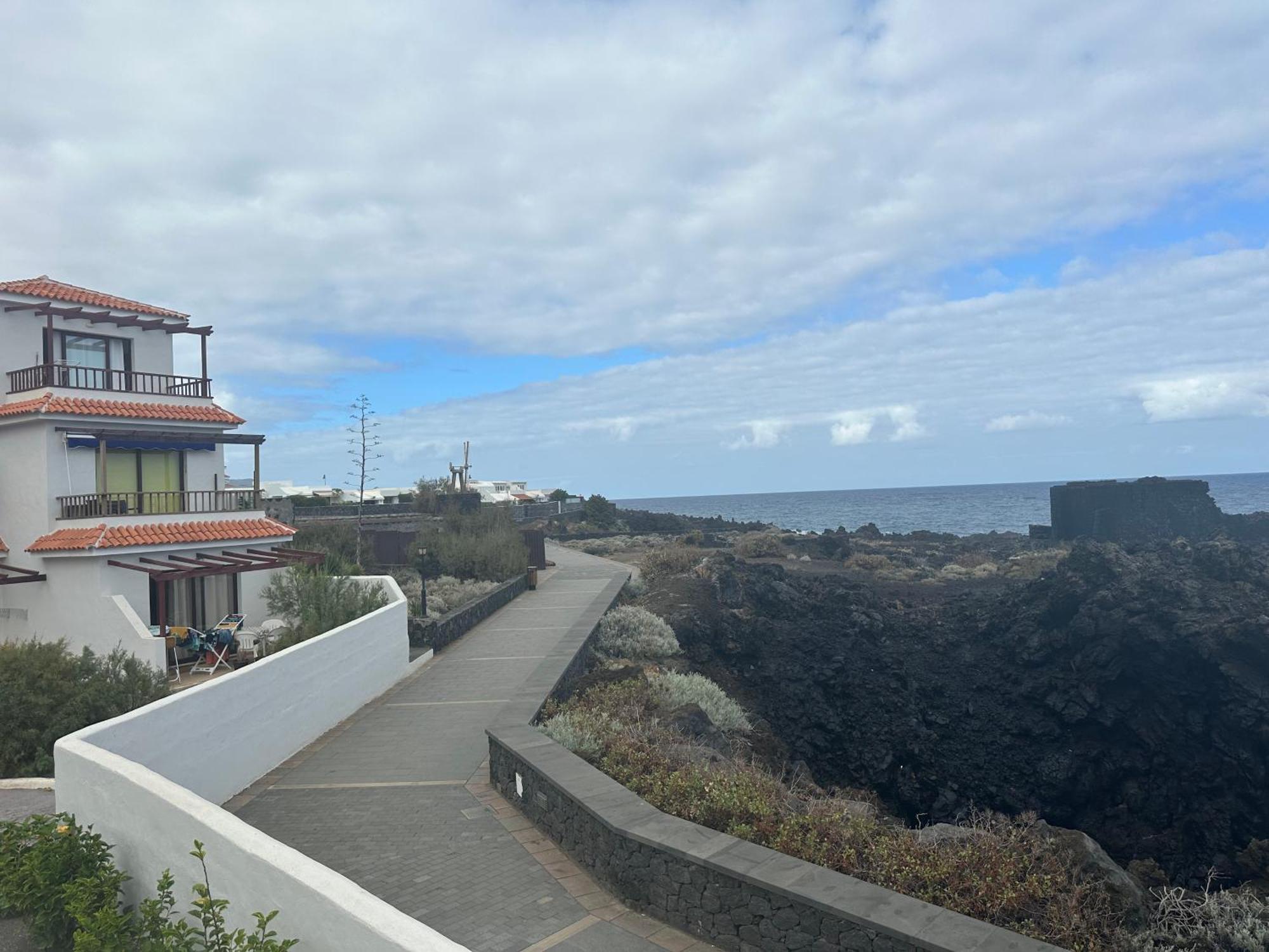 Alma 28 Playa Cancajos.- BreNa Baja (la Palma)